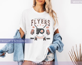 Comfort Colors® Vintage Philadelphia Flyer T-Shirt, Philadelphia Flyer,Flyers T-Shirt, Hockey Fan Shirt, Retro Philadelphia Ice Hockey