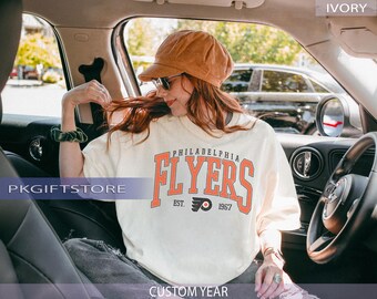 Comfort Colors® Vintage Philadelphia Flyer T-Shirt, Philadelphia Flyer,Flyers T-Shirt, Hockey Fan Shirt, Retro Philadelphia Ice Hockey