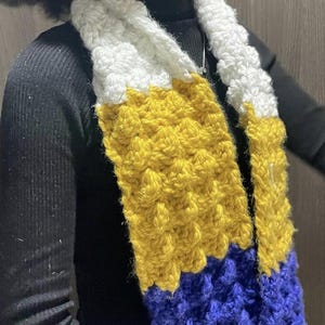 Custom Knit Chunky Scarf