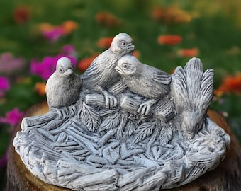 Stone bird bath bowl statue Garden bird feeder art Outdoor nest with birds decor Cement birdbath ornament Wildlife friendly yard figurine