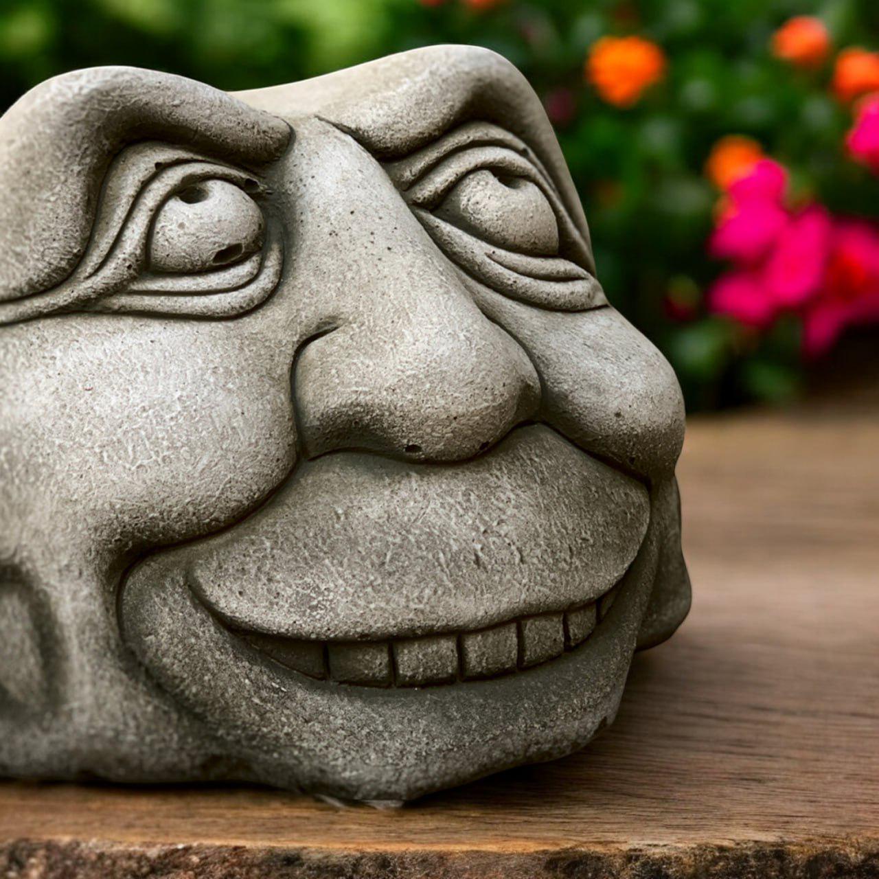 Stone Smiling Concrete Smiling Face Statue Stone Whimsical Garden Sculpture Outdoor ...