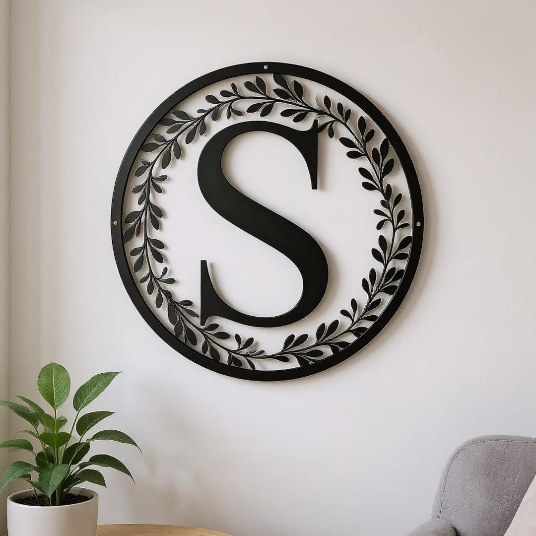Custom Metal Circle Monogram Sign: Personalized Last Name Wall Art - Etsy