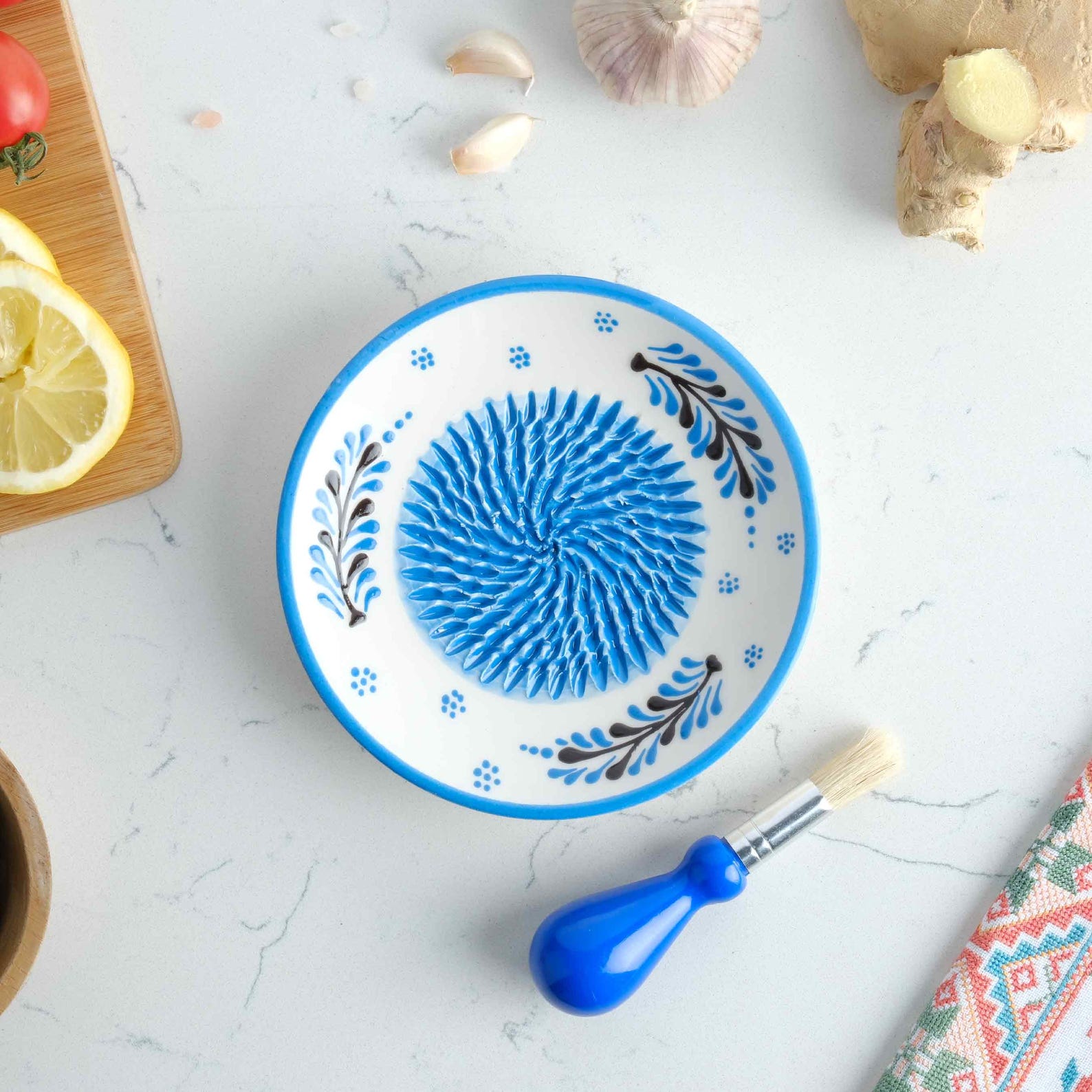 Ceramic Garlic Grater Plate, Handmade Ceramic Grater, Ginger Grater with Brush, Grater Plate for Chocolate & Cheese, Vegetable Rub Plate
