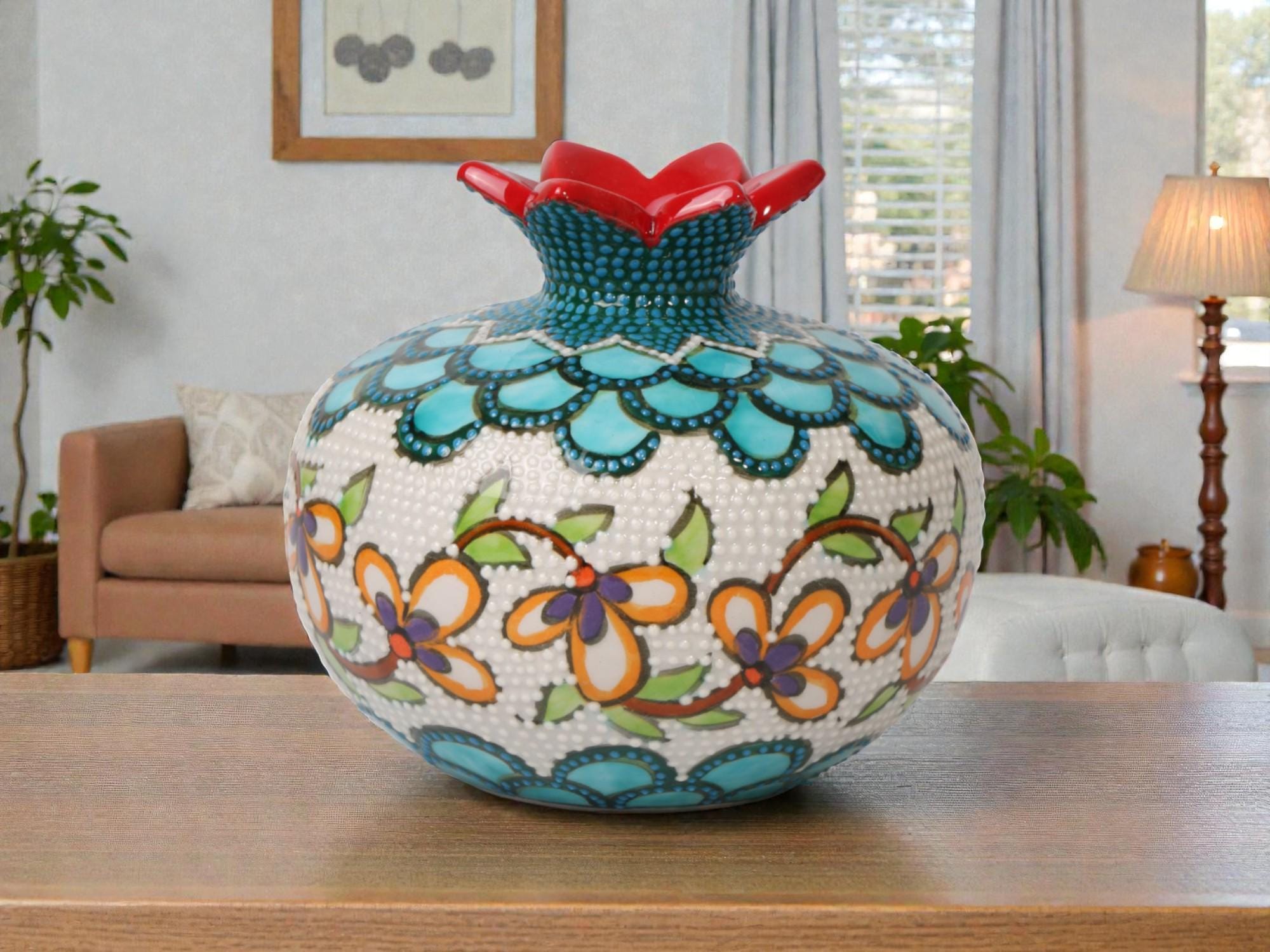 トルコ陶器のザクロ花瓶、手描きの花のザクロの装飾、家庭の