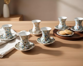 Xícaras de chá turcas de cerâmica com pires, conjunto de copos de chá florais feitos à mão, xícaras de chá em estilo otomano, conjunto elegante para presente, xícaras de cerâmica com detalhes dourados.
