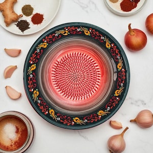 Ceramic Garlic Grinding Bowl, 7&quot; Grater Plate, Tulip Dream Grater Bowl, Handmade Platter for Chocolate & Cheese, Vegetable Rub Plate