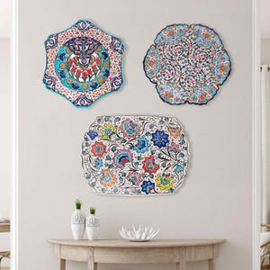 Florals Theme Decorative Plate, Handmade Ceramic Decorative Plate, Ceramic Plate, Hanging Plate for Wall Decor, Hand-Painted Ceramic Plate