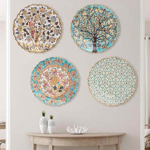 Florals Theme Decorative Plate, Golden Ceramic Plate for Wall, Handmade Floral Plate for Entryway or Bedroom Wall Decor, Ideal Gift Plate