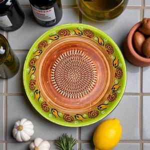 Ceramic Grating Bowl, 7&quot; Garlic Grater Plate, Floral Spiral Grater Bowl, Handmade Platter for Chocolate & Cheese, Vegetable Rub Plate