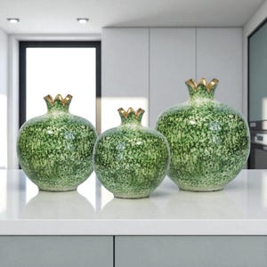 Handgefertigte Granatapfelvase, grün gesprenkelte Glasurvase, Keramikvase, Tischvase für Wohnzimmer, einzigartige dekorative Vase, Vasen-Geschenkidee