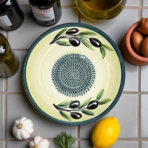 Ceramic Grater Bowl, 7&quot; Easy Garlic and Ginger Grinding Plate, Sunny Olives Grater Bowl, Artisan Rub Plate for Cheese and Chocolate