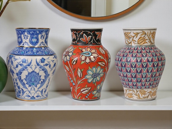 トルコ陶器の花瓶、手作りオスマン帝国の優雅な花瓶コレクション