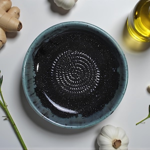 Handmade Ceramic Garlic Grater Bowl, 7" Glazed Grating Plate for Garlic, Cheese & Chocolate