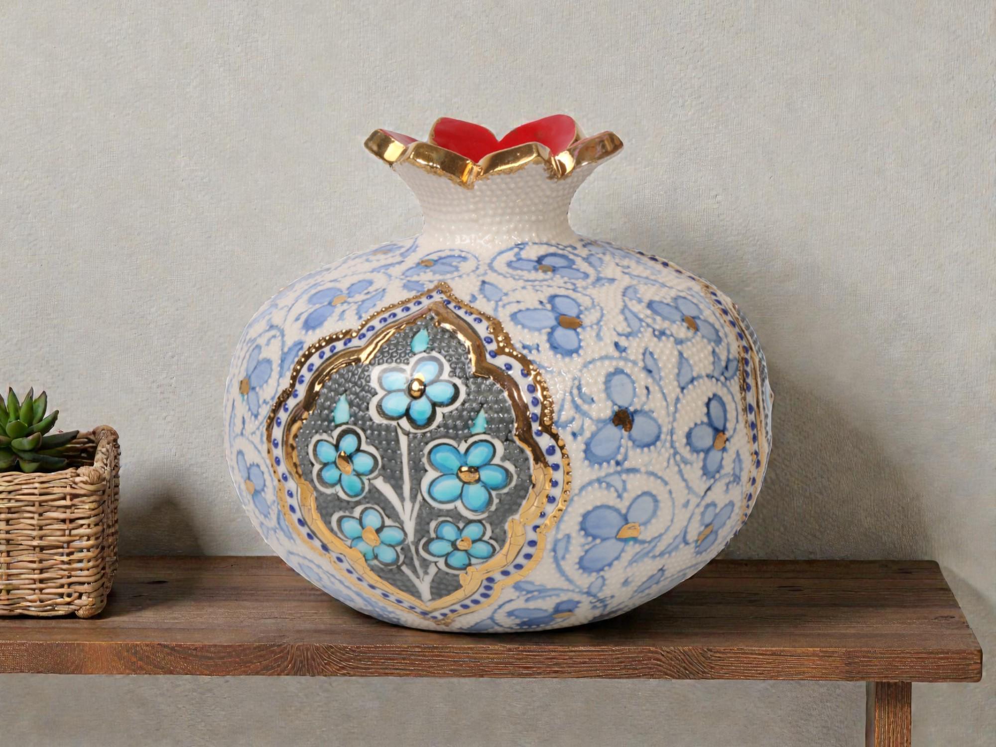 トルコ陶器のザクロ花瓶、手描きの花のザクロの装飾、家庭の