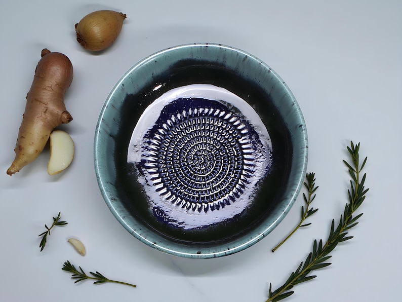 Handmade Ceramic Garlic Grater Bowl, 7" Glazed Grating Plate for Garlic, Cheese & Chocolate