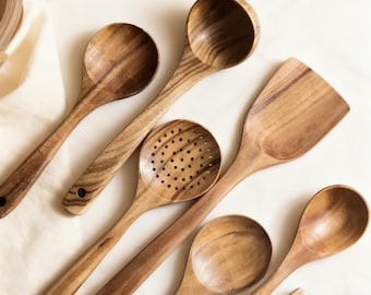 Holz Küchenutensilien Set (5 items) – Kochlöffel & Pfannenwender aus Naturholz – Nachhaltig, Schonend für Antihaft-Pfannen