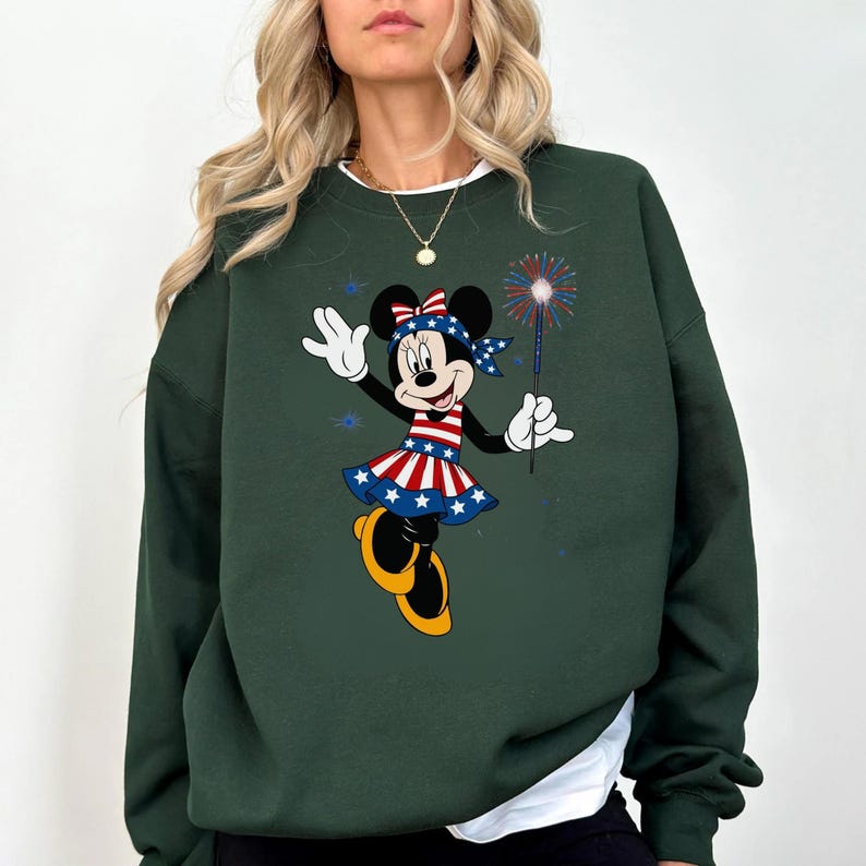 Minnie Mouse 4 juli-tröja, patriotisk Minnie-tröja, USA 250 år Disney-tröja, retro Minnie-tröja, magiska kungarikets patriotiska kläder bild 5