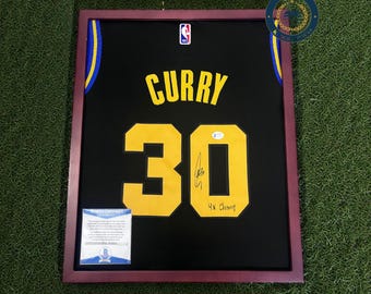 Maglia nera Warriors #30 firmata e incorniciata da Curry con certificato di autenticità di Beckett
