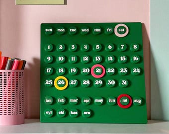 Perpetual Desk Calendar | Reusable Retro Office Decor