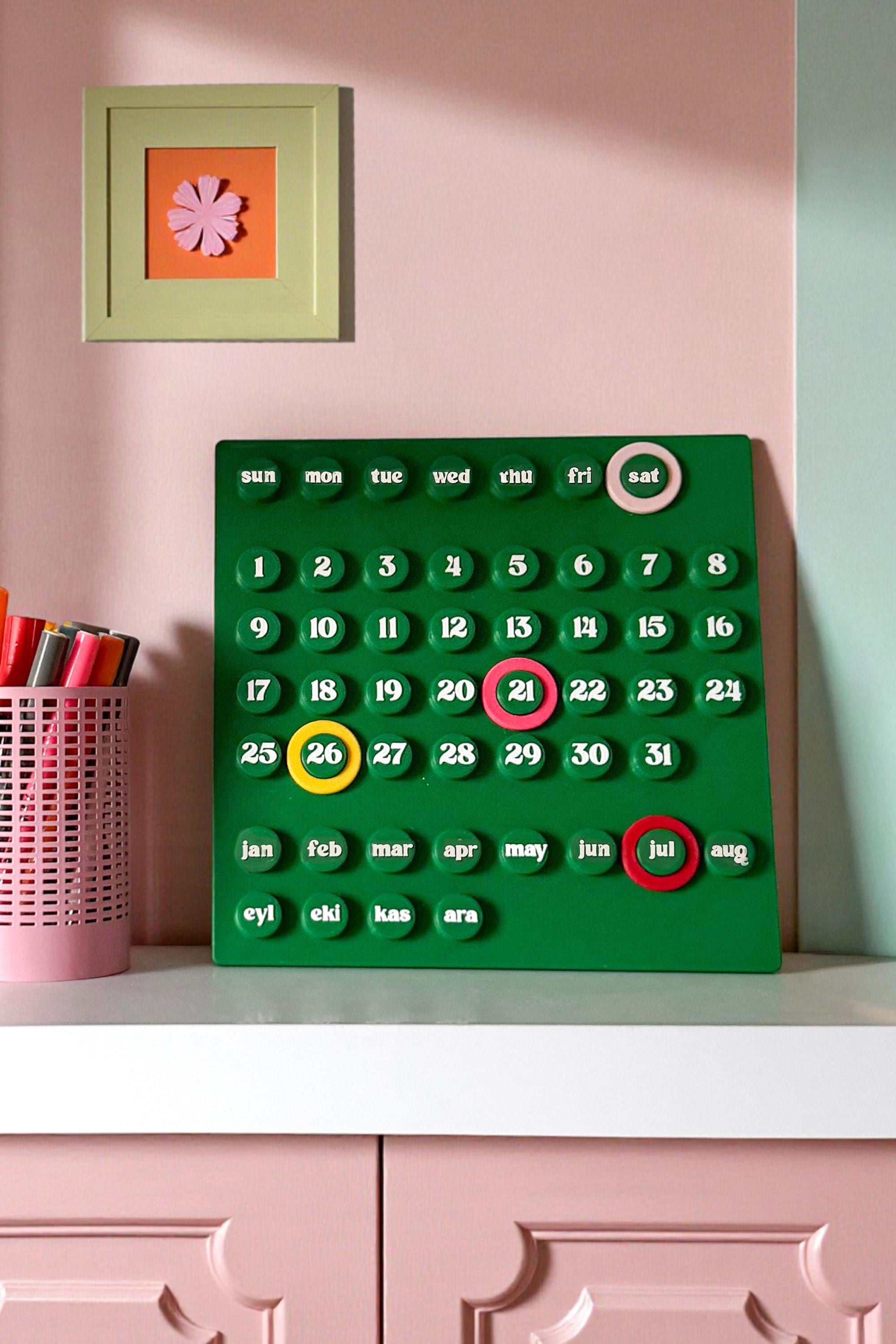 Perpetual Desk Calendar Reusable Retro Office Decor