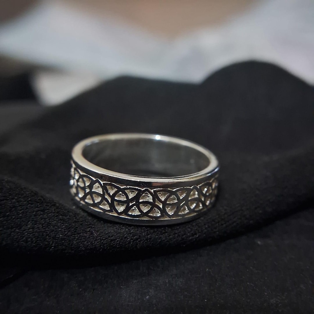 925 Sterling Silver Celtic Trinity Knot Ring | Antiqued Irish Band ...