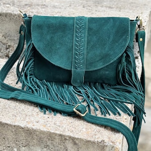 Handgefertigte Wildlederhandtasche aus Marokko im Boho-Stil mit verstellbarem, abnehmbarem Griff, Umhängetasche mit Fransen, ideales Geschenk