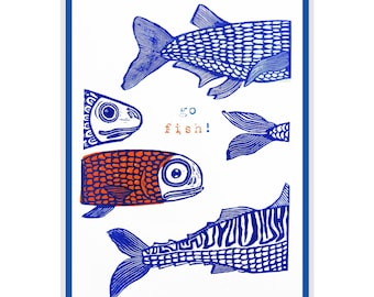 GO FISH, retro vismuurkunst, blauwe visprint, visprint, retro keukenprint, keukenmuurkunst, vismuurkunst, retro decor, blauw en wit