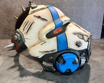 life sized borderlands 4 psycho mask display piece