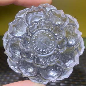 2.1“ Natural Clear crystal,crystal Flower,Hand carved,crystal healing,Home decoration,crystal gifts 1pc