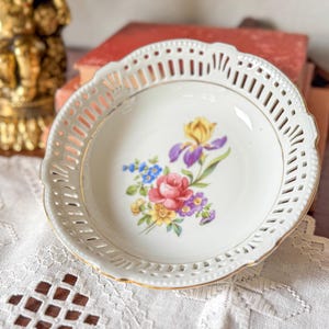 Vintage Porcelain Reticulated Floral Bowl – Pierced Lace Edge, Hand-Painted Flowers
