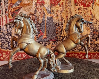 Juego de 2 figuras de unicornio vintage de latón macizo