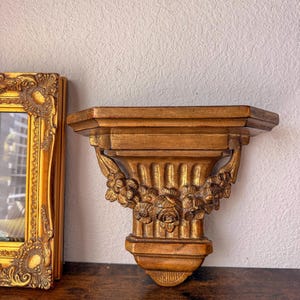 Vintage Italian Gilt Wall Shelf – Rococo Corbel Bracket, Aged Gold Florentine Accent