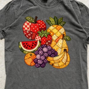 Komfort Farben Patchwork Obst Shirt, süßes Patchwork Obst T-Shirt, Patchwork Beere T-Shirt, Mutter Tag Patchwork Shirt, Handgemachtes Mutter Tag Tee