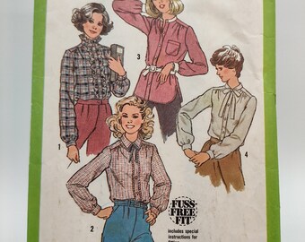 1970s Misses Vintage Blouse Sewing Pattern - Simplicity 8738 - Misses Size 16