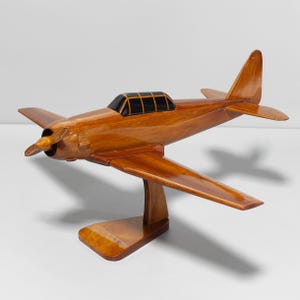 T-6 Texan Airplane Wood Model – Handmade Mahogany WWII Trainer Aircraft | Collectible Aviation Gift Decor