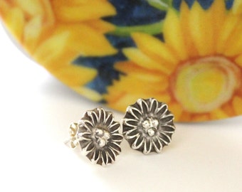 Silver Daisy Stud Earrings