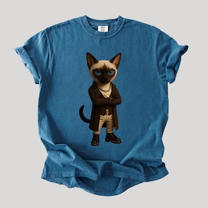 Cool Hip Hop Siamese Cat T-Shirt for Men Women Teens – Funny Cartoon Cat Graphic Tee with Gold Chain Trench Coat and Urban Attitude