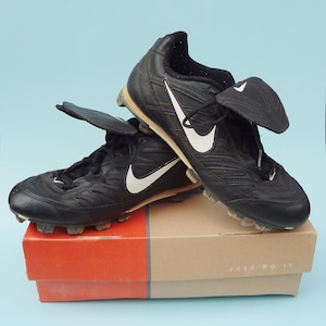 1990's nike football cleats