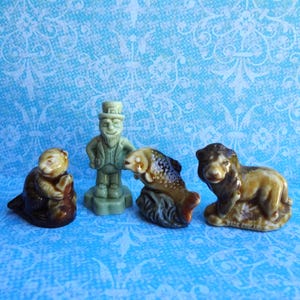 Vintage Wade Figurines Made in England * Man, Fish, Beaver & Lion Set * Excellent Condition * Red Rose Tea Whimsies and Calendar Series
