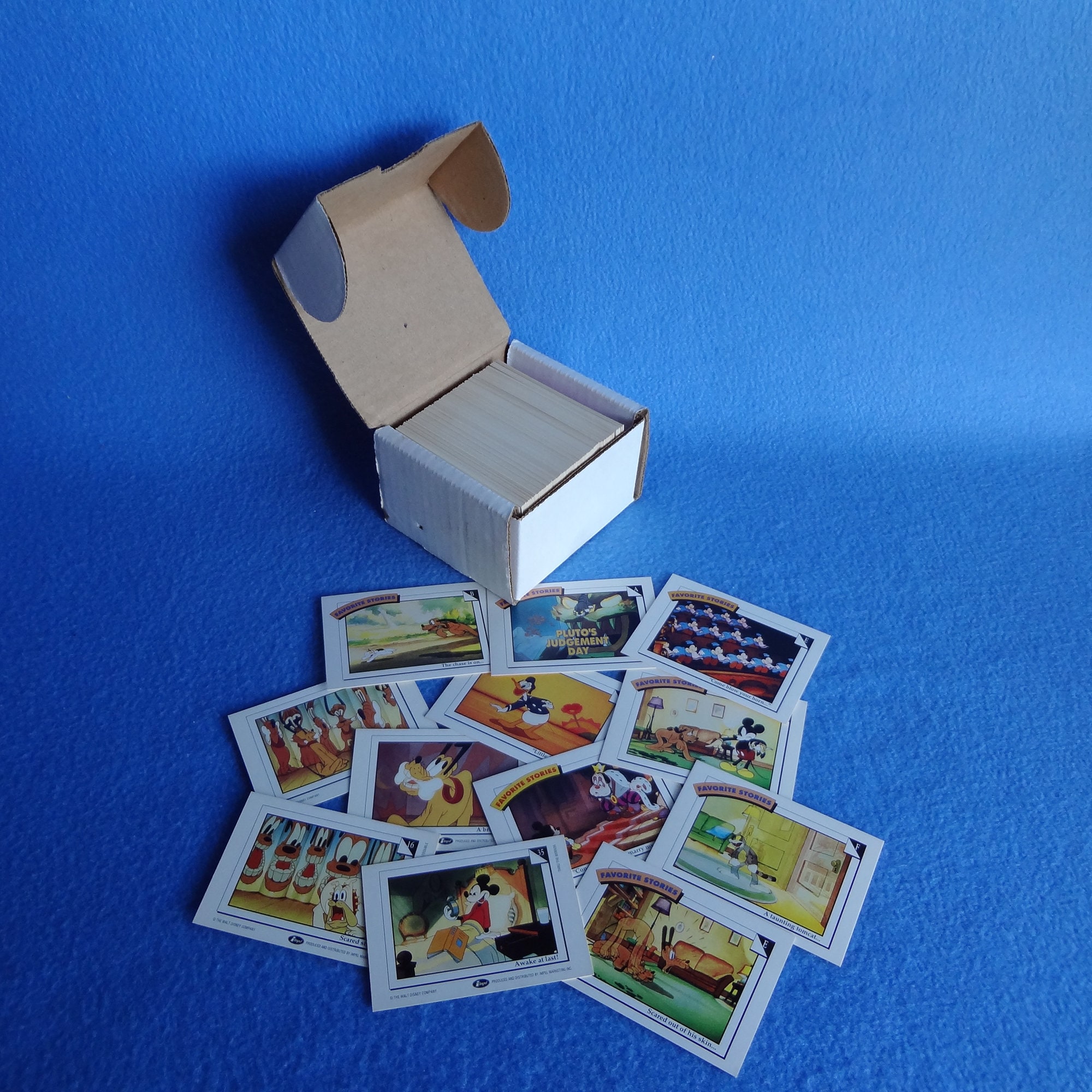 Disney Collector Cards * Vintage * Memorabilia 210 Cards