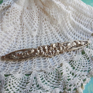 Filigree Gold Plated Brass Pin * Quality Vintage Floral, Leaves, Acorn Brooch Pendant Scarf Pin * 1980&#39;s Accessory * 4 Inches