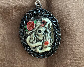 Chainmaille wrapped cameo skull with snake