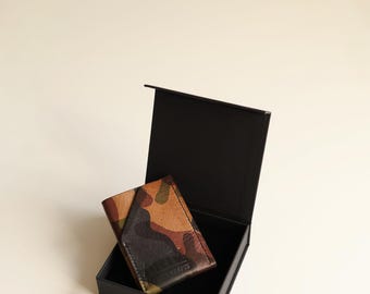 Handmade Camouflage Leather Card Holder | Slim Minimalist Wallet