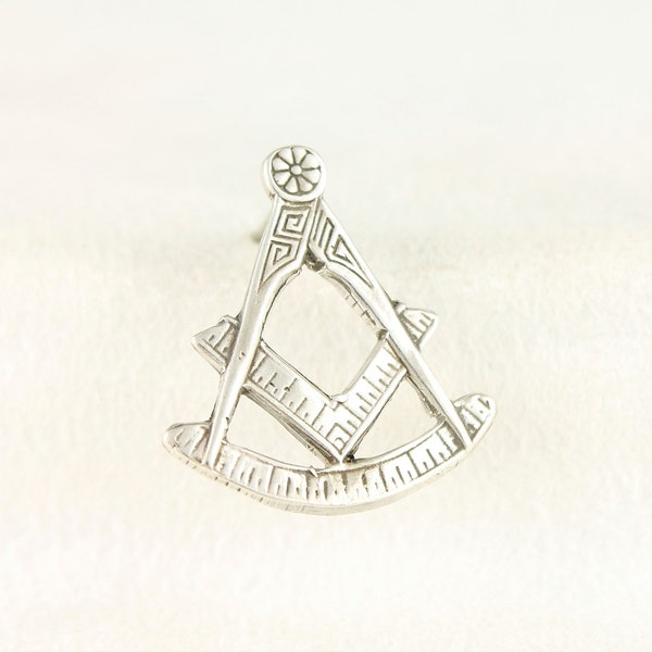 Masonic Vintage Sterling Silver Past Master Lapel Pin - Freemasonry Mason