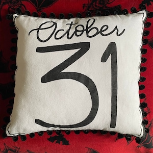 October 31 Pom-Pom Pillow
