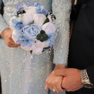 Blue and White Bridal Bouquet, Artificial Wedding Bouquet with Roses and Hydrangeas, Elegant Silk Flower Bouquet, Keepsake Bridal Flowers