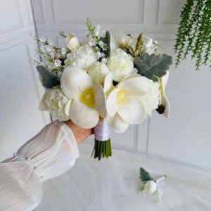 Bouquet porte-bonheur magnolia, bouquet élégant blanc, fleurs de mariée accessoires de mariage, bouquet de mariée magnolia pivoine