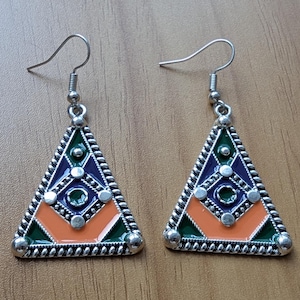Ethnic triangular Amazigh Kabyle Berber dangling earrings with Berber motifs in modern colors