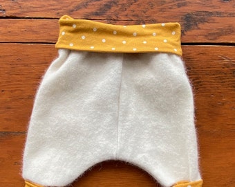 Cashmere Baby Pants 0-6m / Unisex Grow Leggings / Warm Soft Base Layer / Longies / Harem / Coming Home / Baggy / Newborn / Extendable