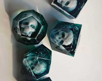 Gothic Skull Resin Dice Set - 7 Piece Vampire RPG Dice for D&D